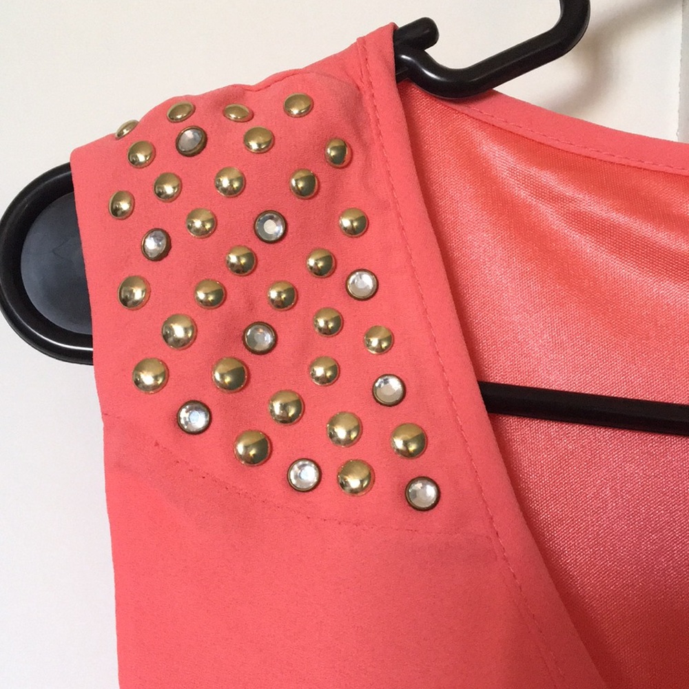 Coral dress - Picture 2 of 2